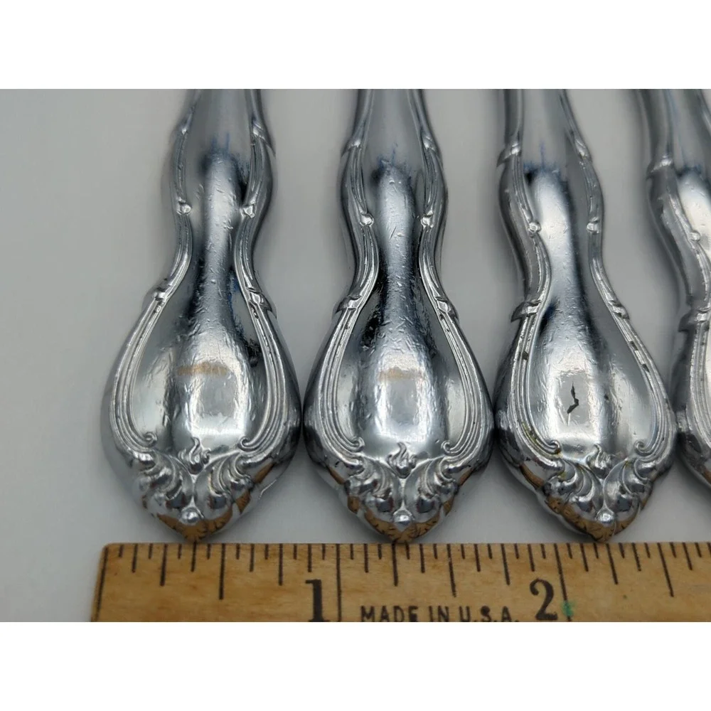 Carvel Hall Stainless Steel Steak Knives 6 Beautiful Ones & 1 Ugly‎ One Set Of 7